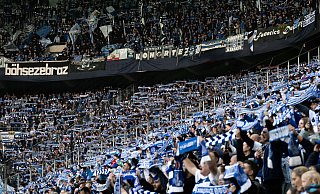 16.100 Duisburger Fans sind mit ihrem MSV zum Viertliga-Gastspiel in den Gladbacher Borussia-Park gereist. - Fabian Strauch/dpa 16.100 Duisburger Fans sind mit ihrem MSV zum Viertliga-Gastspiel in den Gladbacher Borussia-Park gereist. - Fabian Strauch/dpa
