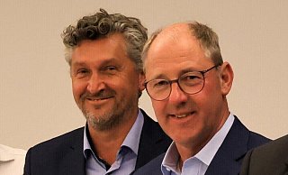 Sie wollen Paderborns neuer Bürgermeister werden: Frank Wolters (Grüne, l. ) und Stefan-Oliver Strate (CDU). - Rajkumar Mukherjee Sie wollen Paderborns neuer Bürgermeister werden: Frank Wolters (Grüne, l. ) und Stefan-Oliver Strate (CDU). - Rajkumar Mukherjee