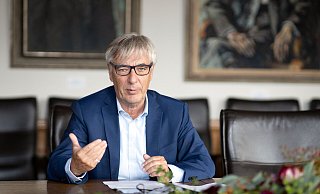 "Aus meiner Sicht kann es hilfreich sein, eine wohnortnahe Grundschule zu wählen", sagt Schuldezernent Udo Witthaus. - Oliver Krato "Aus meiner Sicht kann es hilfreich sein, eine wohnortnahe Grundschule zu wählen", sagt Schuldezernent Udo Witthaus. - Oliver Krato