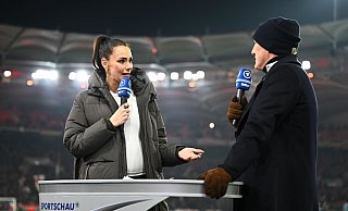 ARD-Moderatorin Esther Sedlaczek und Experte Bastian Schweinsteiger plaudern auch über Babys. - Tom Weller/dpa ARD-Moderatorin Esther Sedlaczek und Experte Bastian Schweinsteiger plaudern auch über Babys. - Tom Weller/dpa