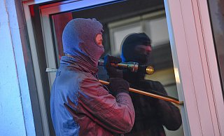 Die dunkle Jahreszeit nutzen Einbrecher vermehrt für Beutezüge. - picture alliance / dpa Die dunkle Jahreszeit nutzen Einbrecher vermehrt für Beutezüge. - picture alliance / dpa