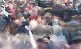 Einer Studie zufolge sinkt der Anteil der Menschen, die Integration für den richtigen Weg halten. - Foto: Sebastian Gollnow/dpa Einer Studie zufolge sinkt der Anteil der Menschen, die Integration für den richtigen Weg halten. - Foto: Sebastian Gollnow/dpa