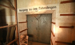 Dem seit Jahren ungenutzten Bunker könnte neues Leben eingehaucht werden werden, finden Politiker und eine Bürgerinitiative. - Andreas Zobe Dem seit Jahren ungenutzten Bunker könnte neues Leben eingehaucht werden werden, finden Politiker und eine Bürgerinitiative. - Andreas Zobe