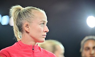 Torjägerin Lea Schüller geht manchmal bei der EM noch unter. - Sebastian Christoph Gollnow/dpa Torjägerin Lea Schüller geht manchmal bei der EM noch unter. - Sebastian Christoph Gollnow/dpa