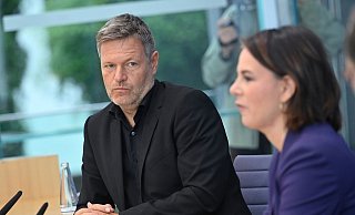 Die Bundesvorsitzenden von Bündnis 90/Die Grünen: Annalena Baerbock und Robert Habeck. - Foto: Bernd Von Jutrczenka/dpa Die Bundesvorsitzenden von Bündnis 90/Die Grünen: Annalena Baerbock und Robert Habeck. - Foto: Bernd Von Jutrczenka/dpa