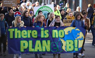 Kurz vor der Kommunalwahl rufen die Aktivisten von Fridays for Future in Paderborn wieder zu einer Demo auf. - Niklas Tüns Kurz vor der Kommunalwahl rufen die Aktivisten von Fridays for Future in Paderborn wieder zu einer Demo auf. - Niklas Tüns