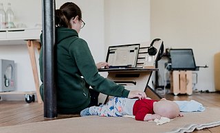 Für viele Arbeitnehmer bedeutete die Homeoffice-Pflicht Flexibilität und Stress zugleich. Trotzdem wünschen sich viele die dauerhaft diese dezentrale Arbeitsweise. - Symbolbild Pixabay Für viele Arbeitnehmer bedeutete die Homeoffice-Pflicht Flexibilität und Stress zugleich. Trotzdem wünschen sich viele die dauerhaft diese dezentrale Arbeitsweise. - Symbolbild Pixabay