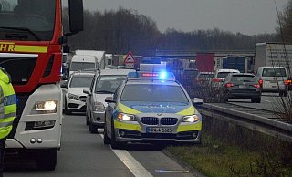 Die aktuellen Verkehrsmeldungen am Mittwoch: Vorsicht auf der A2 und am Bielefelder Ostring. - Symbolfoto Andreas Eickhoff Die aktuellen Verkehrsmeldungen am Mittwoch: Vorsicht auf der A2 und am Bielefelder Ostring. - Symbolfoto Andreas Eickhoff