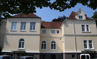 Am Logenplatz eröffnet im Herbst das Restaurant "Dreigang". Zuvor residierte in dem Kellerrestaurant rund vierzig Jahre das kroatische Restaurant "Adria". - Claus Frickemeier Am Logenplatz eröffnet im Herbst das Restaurant "Dreigang". Zuvor residierte in dem Kellerrestaurant rund vierzig Jahre das kroatische Restaurant "Adria". - Claus Frickemeier