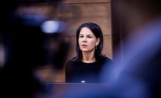 Die Zeiten seien zu ernst für parteipolitische Spielchen, findet Annalena Baerbock. - Christoph Soeder/dpa Die Zeiten seien zu ernst für parteipolitische Spielchen, findet Annalena Baerbock. - Christoph Soeder/dpa