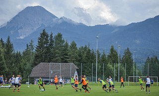 Der SC Paderborn absolvierte ein einwöchiges Trainingslager in Villach vor malerischer Kulisse. - Sarah Jonek Der SC Paderborn absolvierte ein einwöchiges Trainingslager in Villach vor malerischer Kulisse. - Sarah Jonek