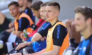 SCP-Neuzugang Filip Bilbija ist nun erst einmal zum Zuschauen verdammt. - Oliver Krato SCP-Neuzugang Filip Bilbija ist nun erst einmal zum Zuschauen verdammt. - Oliver Krato