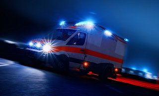 Ein betrunkener Großvater aus Löhne hat sich im Rettungswagen losgeschnallt und randaliert. - pixabay Ein betrunkener Großvater aus Löhne hat sich im Rettungswagen losgeschnallt und randaliert. - pixabay