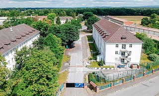 In der Nacht zu Dienstag ist es auf dem Gelände der Notunterkunft in der ehemaligen Dempsey-Kaserne in Paderborn zu Auseinandersetzungen unter Bewohnern gekommen. - (Archivbild) Stadt Paderborn/Besim Mazhiqi In der Nacht zu Dienstag ist es auf dem Gelände der Notunterkunft in der ehemaligen Dempsey-Kaserne in Paderborn zu Auseinandersetzungen unter Bewohnern gekommen. - (Archivbild) Stadt Paderborn/Besim Mazhiqi