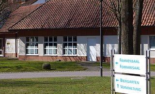 Hinter diesen Fenster muss saniert werden. Davor wird eine Containerküche aufgebaut. - Hans-Hermann Igges Hinter diesen Fenster muss saniert werden. Davor wird eine Containerküche aufgebaut. - Hans-Hermann Igges