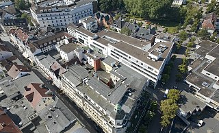 Mit der Sanierung des Lenné-Karrees will die Stadt ein städtebauliches Zeichen setzen. Das heißt nicht, dass das Karree das neue Rathaus wird, sondern nur ein Sitz der Stadtverwaltung. - Thorsten Ulonska Mit der Sanierung des Lenné-Karrees will die Stadt ein städtebauliches Zeichen setzen. Das heißt nicht, dass das Karree das neue Rathaus wird, sondern nur ein Sitz der Stadtverwaltung. - Thorsten Ulonska