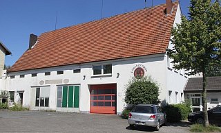Das derzeitige Upsprunger Feuerwehrgerätehaus ist weit entfernt von aktuellen Standards. - Johannes Büttner Das derzeitige Upsprunger Feuerwehrgerätehaus ist weit entfernt von aktuellen Standards. - Johannes Büttner