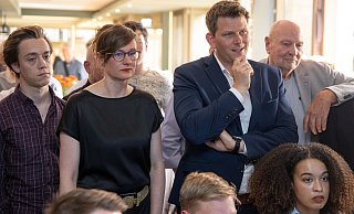 Die SPD hat in NRW verloren - Christina Kampmann und Thorsten Klute haben trotzdem den Einzug in den Landtag geschafft. - Oliver Krato Die SPD hat in NRW verloren - Christina Kampmann und Thorsten Klute haben trotzdem den Einzug in den Landtag geschafft. - Oliver Krato