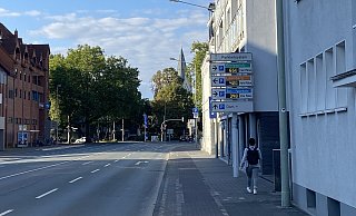Das bisherige Parkleitsystem in Paderborn wird durch eine Neuentwicklung abgelöst, die deutlich mehr Service für die Autofahrer bieten soll. - Marc Schröder Das bisherige Parkleitsystem in Paderborn wird durch eine Neuentwicklung abgelöst, die deutlich mehr Service für die Autofahrer bieten soll. - Marc Schröder