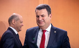 Arbeitsminister Hubertus Heil (SPD): «Es geht nicht um irgendwas. Es geht um Sicherheit im Alter». - Michael Kappeler/dpa Arbeitsminister Hubertus Heil (SPD): «Es geht nicht um irgendwas. Es geht um Sicherheit im Alter». - Michael Kappeler/dpa