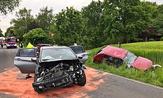 Mai 2019: Bei diesem Unfall auf der Häger Straße sind ein Vater und sein Sohn verletzt worden. - Dirk Windmöller Mai 2019: Bei diesem Unfall auf der Häger Straße sind ein Vater und sein Sohn verletzt worden. - Dirk Windmöller