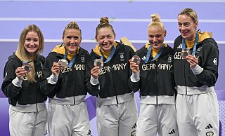 Die deutsche Staffel hatte sich eine Medaille fest vorgenommen. - Sven Hoppe/dpa Die deutsche Staffel hatte sich eine Medaille fest vorgenommen. - Sven Hoppe/dpa