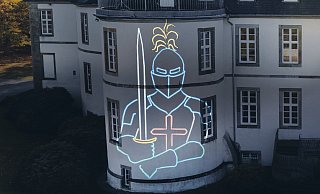 700 Jahre Vorstenburg wird in Fürstenberg auch mit einer Lasershow gefeiert. - Justus Weitekamp/Valerie Schäfers 700 Jahre Vorstenburg wird in Fürstenberg auch mit einer Lasershow gefeiert. - Justus Weitekamp/Valerie Schäfers