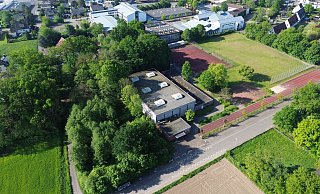 Von allen Sporthallen im Löhner Stadtgebiet ist die an der Bertolt-Brecht-Gesamtschule im schlechtesten Zustand. Bekannt ist das schon seit einigen Jahren, passiert aber ist seither noch nichts. - Wolfhard Jording Von allen Sporthallen im Löhner Stadtgebiet ist die an der Bertolt-Brecht-Gesamtschule im schlechtesten Zustand. Bekannt ist das schon seit einigen Jahren, passiert aber ist seither noch nichts. - Wolfhard Jording
