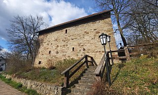 Die Bauernburg ist eine sogenannte Fliehburg. Drohte Gefahr, konnten sich Menschen dort in Sicherheit bringen. - Madita Schellenberg Die Bauernburg ist eine sogenannte Fliehburg. Drohte Gefahr, konnten sich Menschen dort in Sicherheit bringen. - Madita Schellenberg