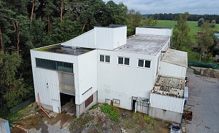 Die älteste Produktionshalle auf dem Gelände des Recyclingbetriebs Reiling in Marienfeld wird in den nächsten Tagen abgerissen. - Reiling Die älteste Produktionshalle auf dem Gelände des Recyclingbetriebs Reiling in Marienfeld wird in den nächsten Tagen abgerissen. - Reiling