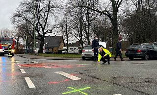 Die Kollision ereignete sich auf der Kreuzung Ziegelstraße/Auf dem langen Kampe. - Charlotte Mahncke Die Kollision ereignete sich auf der Kreuzung Ziegelstraße/Auf dem langen Kampe. - Charlotte Mahncke