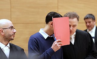 Prozessauftakt am Landgericht Bielefeld im Fall Philipos. MT-Foto: - Alex Lehn Prozessauftakt am Landgericht Bielefeld im Fall Philipos. MT-Foto: - Alex Lehn
