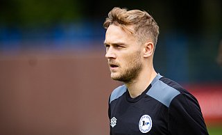 Arminia Bielefelds Neuzugang Tim Handwerker droht auch gegen Greuther Fürth auzufallen. - Mike-Dennis Mueller Arminia Bielefelds Neuzugang Tim Handwerker droht auch gegen Greuther Fürth auzufallen. - Mike-Dennis Mueller