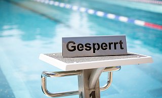 Die Zukunft der Löhner Bäder ist ungewisser denn je. Eine Rettung ist derzeit kaum in Sicht. - picture alliance/dpa Die Zukunft der Löhner Bäder ist ungewisser denn je. Eine Rettung ist derzeit kaum in Sicht. - picture alliance/dpa