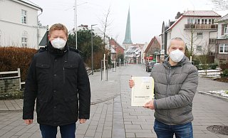 CDU-Fraktionschef Reinhold Hansmeier (r.) und Fraktionsgeschäftsführer Otto Klabes berieten mit 21 Kolleginnen und Kollegen die Haushaltsplanung digital sowie bei kleinen Sitzungen auf Distanz. - CDU Delbrück CDU-Fraktionschef Reinhold Hansmeier (r.) und Fraktionsgeschäftsführer Otto Klabes berieten mit 21 Kolleginnen und Kollegen die Haushaltsplanung digital sowie bei kleinen Sitzungen auf Distanz. - CDU Delbrück
