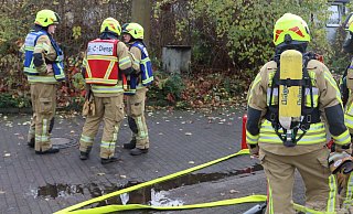 In Folge eines technischen Defekts war in Boke ein Stromverteilerkasten explodiert und die Feuerwehr rückte an. - Feuerwehr Delbrück In Folge eines technischen Defekts war in Boke ein Stromverteilerkasten explodiert und die Feuerwehr rückte an. - Feuerwehr Delbrück