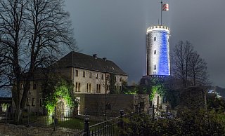 So könnte es aussehen, wenn die Sparrenburg bald wieder "Arminia" trägt. - mike-dennis mueller So könnte es aussehen, wenn die Sparrenburg bald wieder "Arminia" trägt. - mike-dennis mueller