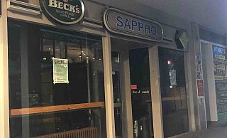 Vor dem damals noch geöffneten Sappho eskalierte der Streit im November 2018. - Marc Schröder Vor dem damals noch geöffneten Sappho eskalierte der Streit im November 2018. - Marc Schröder